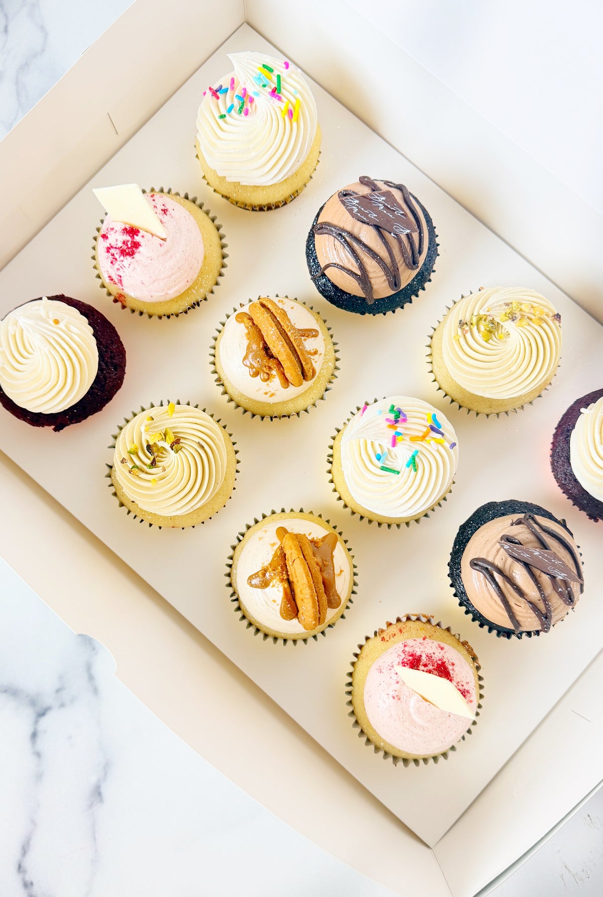 Signature Cupcake Box