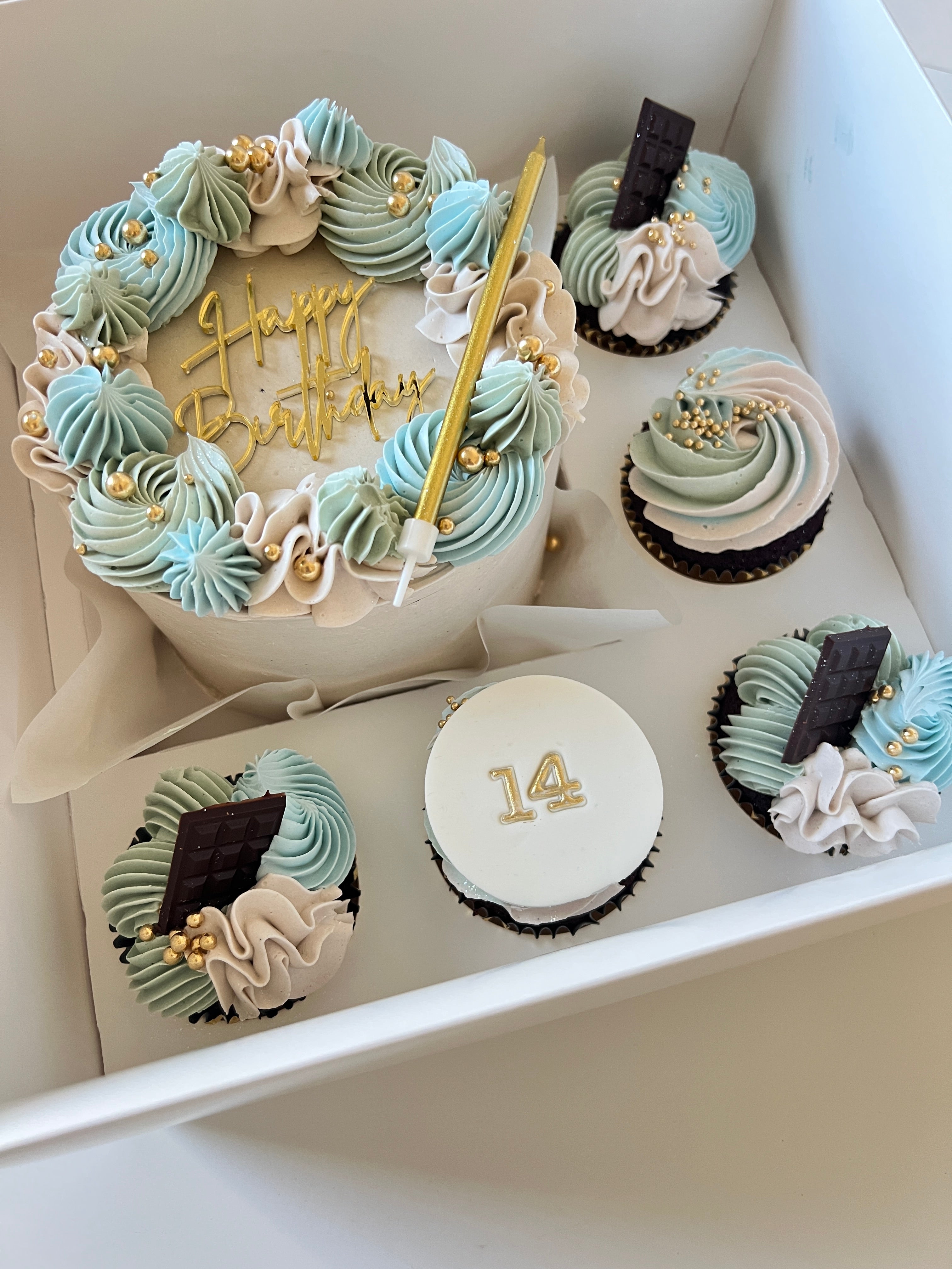 Bento Cake & Cupcake Gift Box
