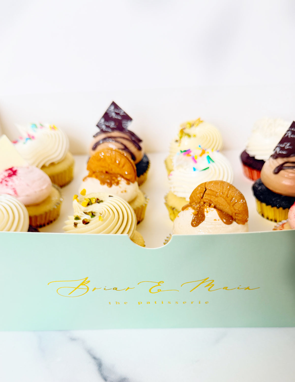 Signature Cupcake Box