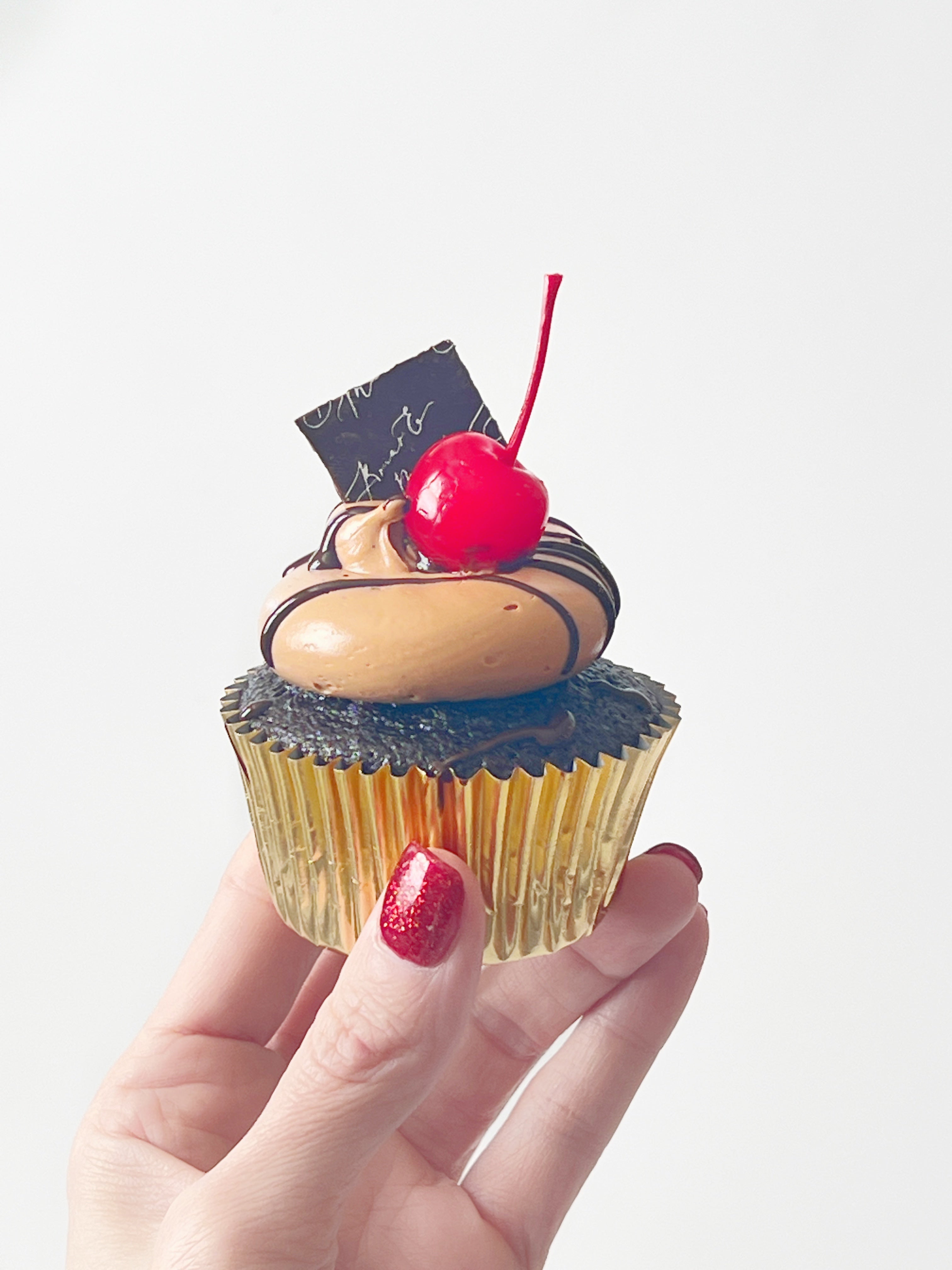 Chocolate Cherry Cupcake Box