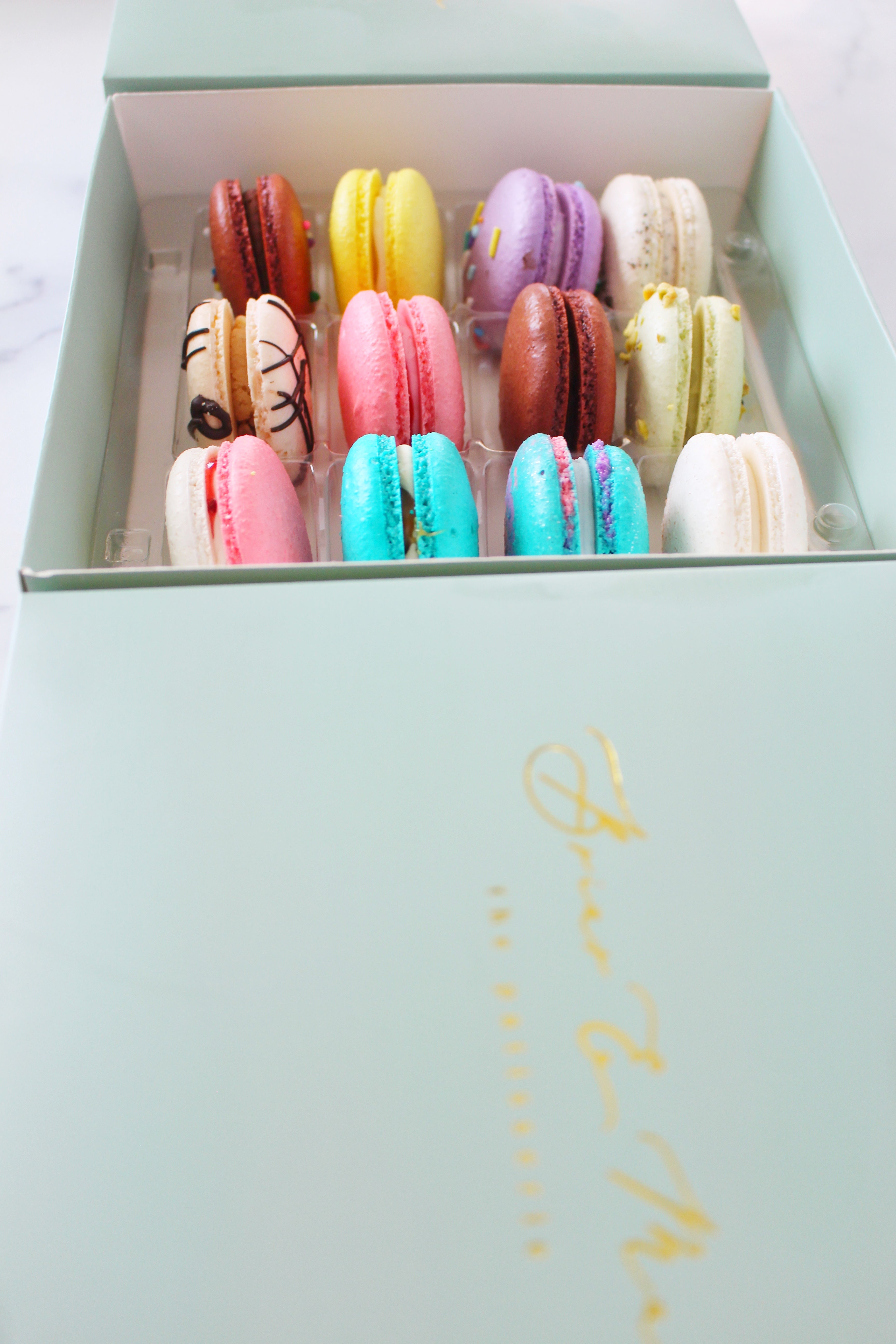 Lux Assorted Macaron Box